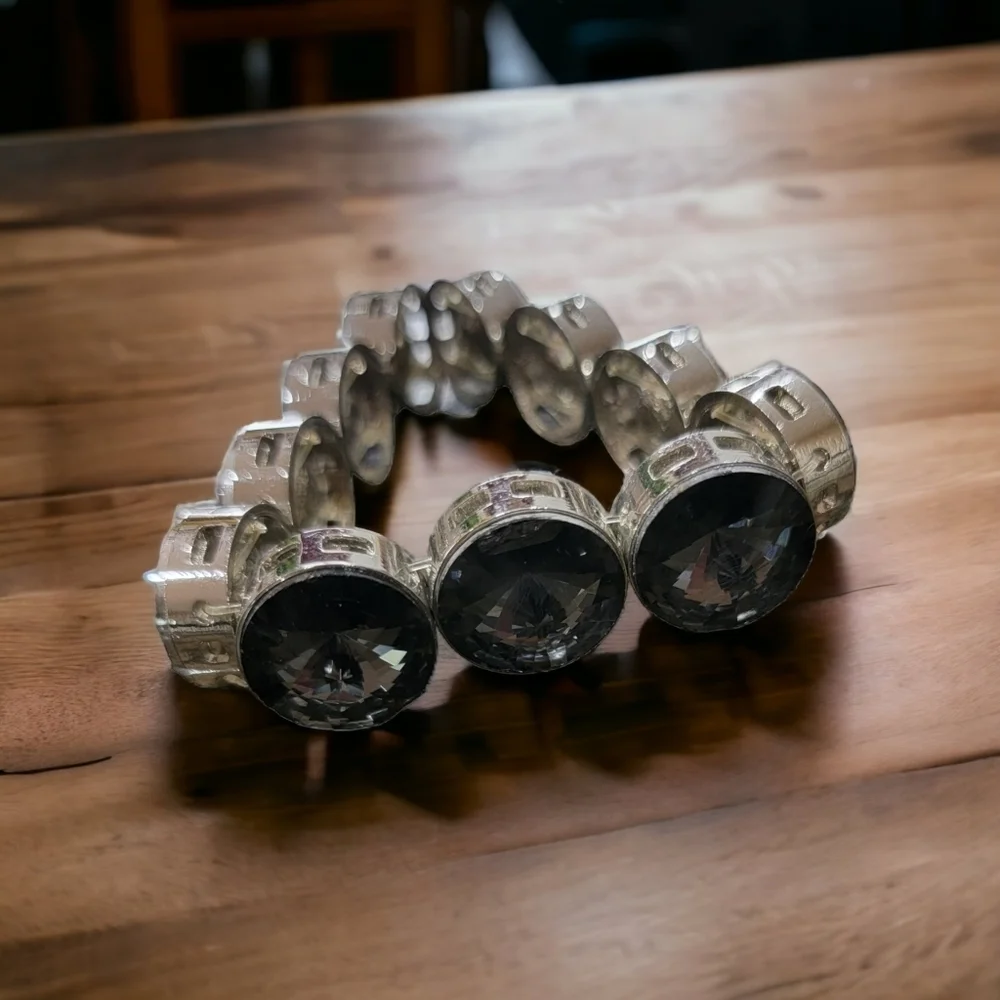 Black shiny bracelet - Picture 2 of 2